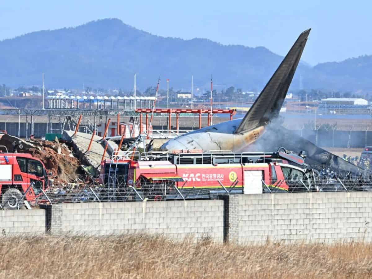 South korean plane crashes